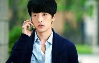 吃瓜娱乐圈弟弟云之羽,娱乐圈弟弟的璀璨星途