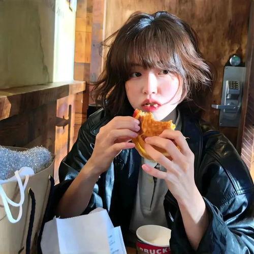 娱乐吃瓜酱头像男